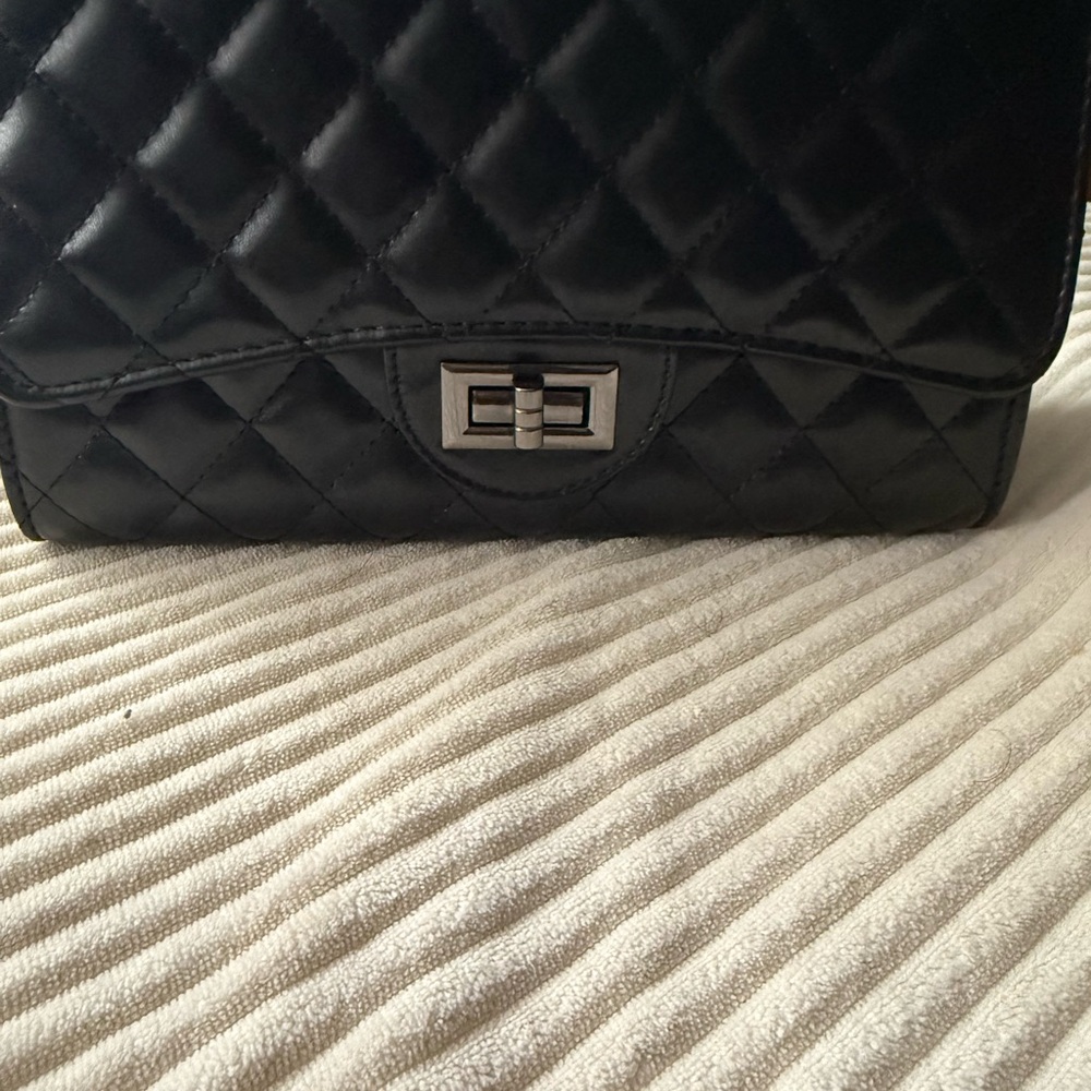 Chic Black Quilted Clutch